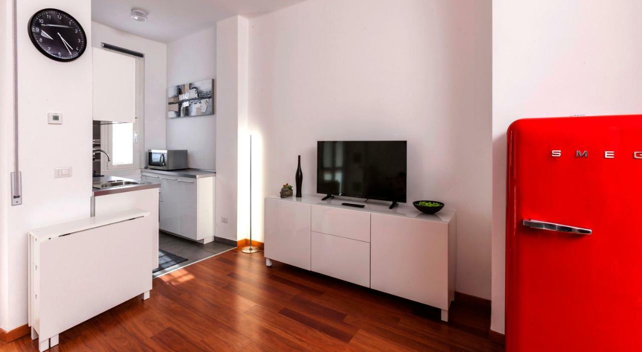 Bright House In Milan Apartment Bagian luar foto