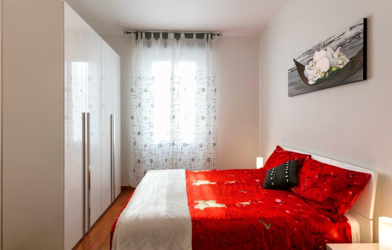 Bright House In Milan Apartment Bagian luar foto